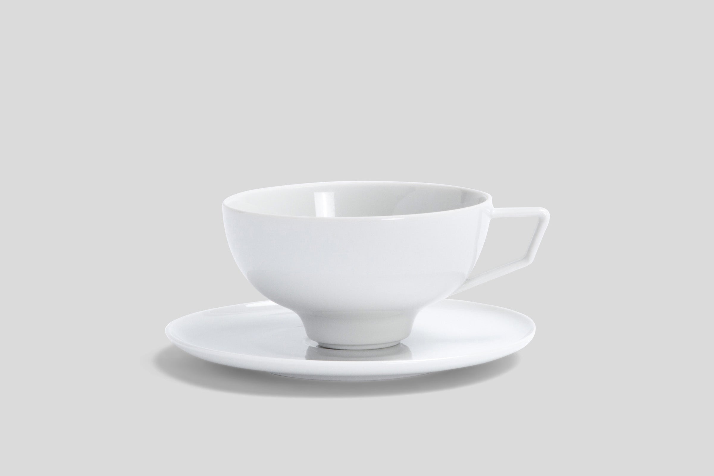 Designer-Luxury-Modern-Bodo Sperlein Pomona Tempest Teacup & Saucer-Bodo Sperlein-White-Pomona-Bodo Sperlein-Bone China-Designer-Luxury-Modern-Tasse-Becher-Kaffee Tasse